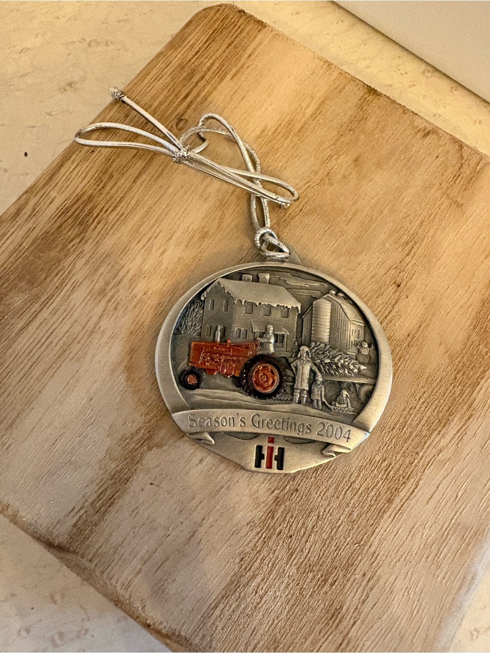 Season's Greetings 2004 Farm Ornament - Style